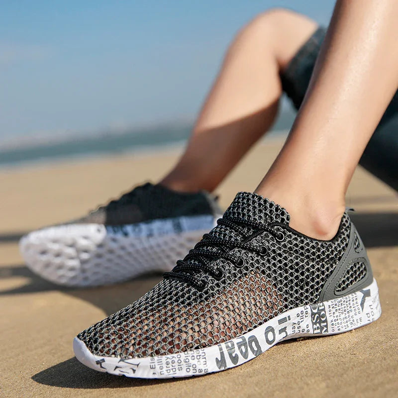 Freizeitschuhe für Herren Atmungsaktive Sneaker mit passendem Hohlspitzen-Board-Schuh