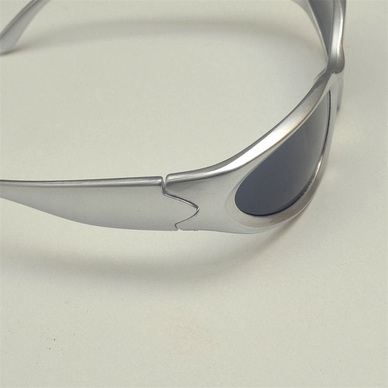 Futuristische Tech-Punk-Sonnenbrille