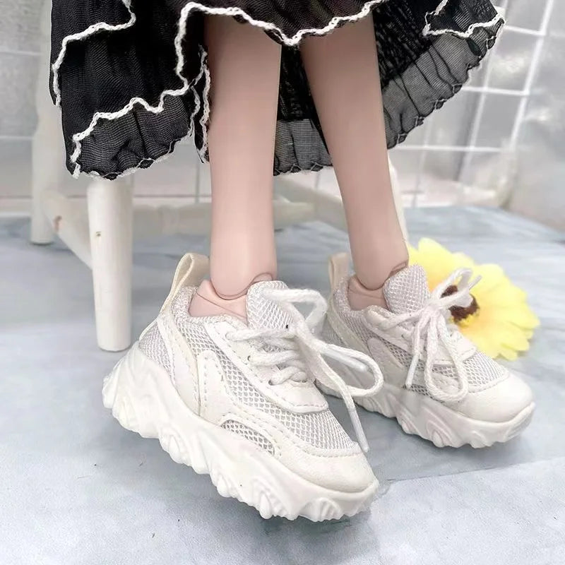 60CM Puppen-Basketballschuhe 1/3 BJD Sneaker SD Puppenzubehör Mode Freizeitschuhe Schwarz Weiß Mehrfarbige Schuhe Anziehpuppe