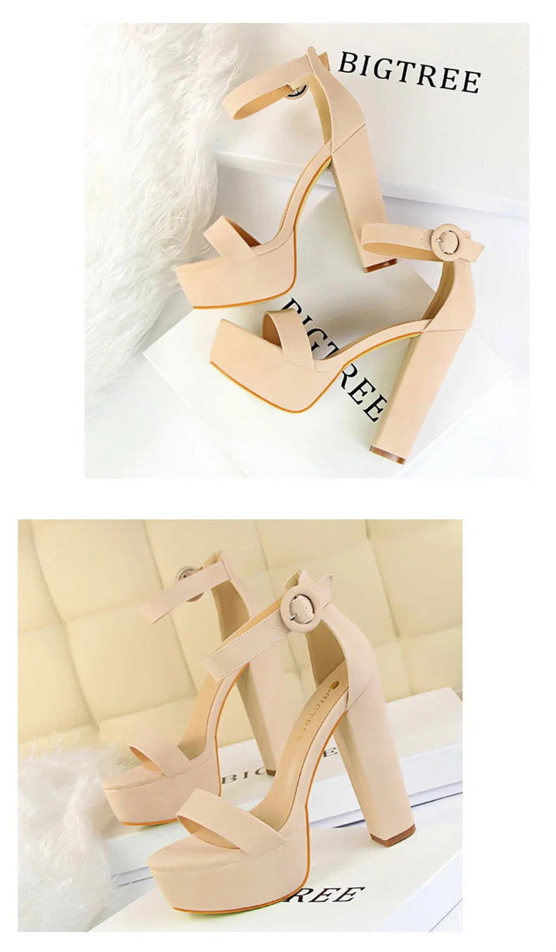 Mode Frauen Pumps Sandalen Sommer Plateau Gürtelschnalle Riemen PU Blockabsatz Outdoor Koreanischer Stil Schwarz Offene Spitze Grace 1550-1