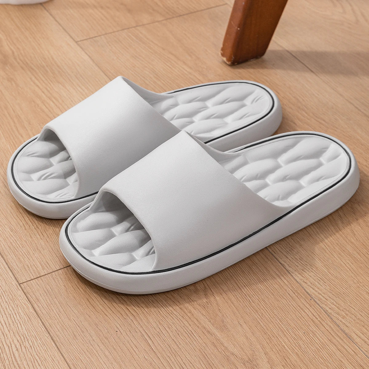 Summer Slippers Soft Non-slip Sole Cloud Sandals for Home Beach Indoor Outdoor