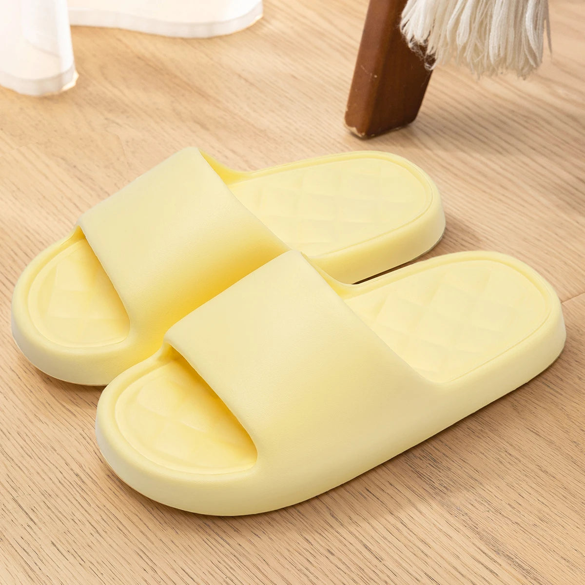 Summer Slippers Soft Non-slip Sole Cloud Sandals for Home Beach Indoor Outdoor
