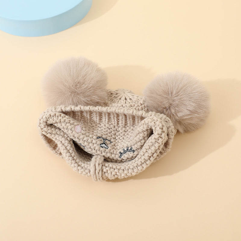 Baby Strick-Wintermütze mit Bärenbommeln